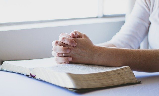 중요한 사안과 도움이 필요한 이를 향한 정부 결정 위해