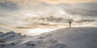 두려운 상황 중에서도 소망을