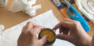 오클랜드 노숙자를 위한 향초 자활 프로그램