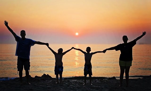 우리가 꿈꾸는 가정과 교회:고통을 소통으로