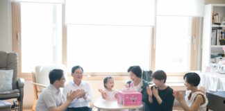 옳은 가치관과 인성을 가지게 하라