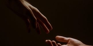 영감과 격려를 받을 수 있는 단체