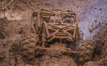 진흙의 늪으로라도