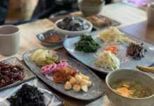 밥상에 둘러앉아