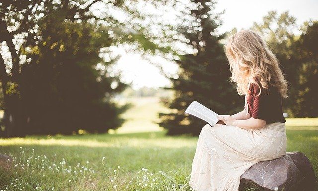 “믿음의 주요 또 온전하게 하시는 예수 “