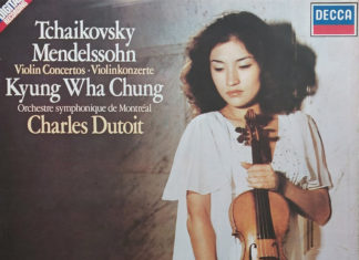 영원히 여성적인 것이 우리를 이끌어가는도다