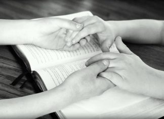 “한국교회 성도들이 간절히 기도하게 하옵소서”