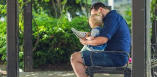 ‘하나님의 품 안에서’