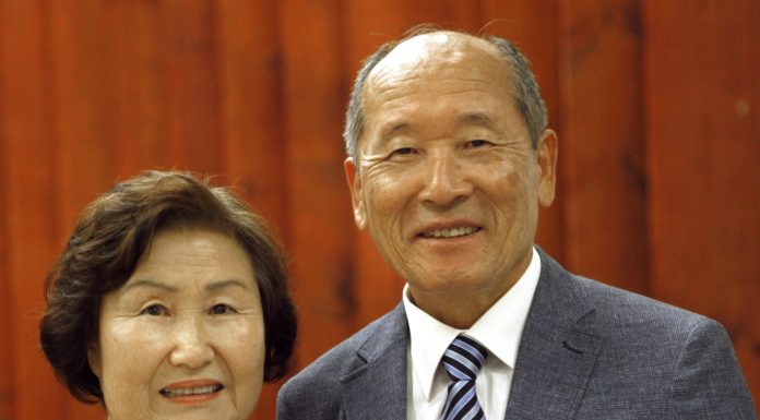 ‘일만’ 시대 가고 ‘충성’ 시대 오다!