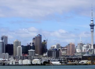 “그 성읍의 평안을 구하라…”