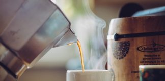 커피‘영접’ 후 약 10년이 지난 지금