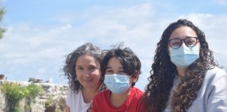 아름다운 맨얼굴의 세상을 염원하며