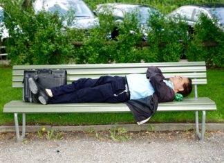 “평안과 꿀잠을 선물로 주시기를”