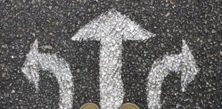 새 역사 앞에서