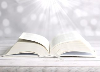 말씀을 묵상하고 기도에 힘써야