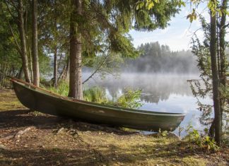두만강을 건너온 북한군인