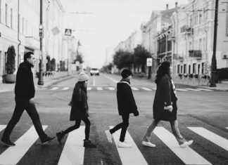 자녀를 잘 다스리는 가정