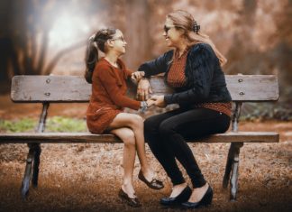 “너는 도대체 누굴 닮았니?”