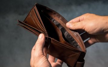 우린 그저 빈곤을 미워합시다