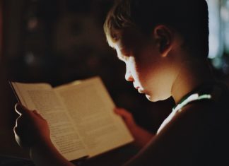 세상을 이기는 자녀 키우기