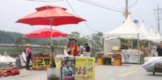 “너 저렇게 웃을 수 있어?”