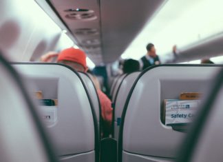 현직 승무원이 말하는 승무원 장점과 단점