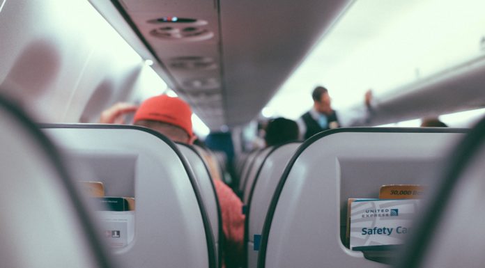 현직 승무원이 말하는 승무원 장점과 단점