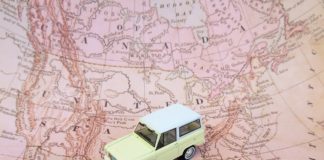 승무원은 다른 나라에 도착하면?