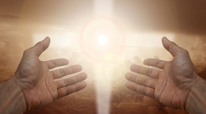 “Against all hope 바랄 수 없는 중에…”