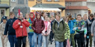 세대별 관점의 차이를 통해 알아 가기