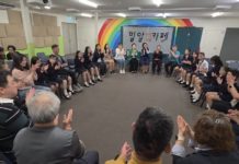 밀알 건강하루카페: 축제 같은 바자회