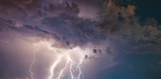 절박한, 벼락같이